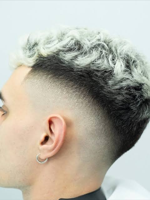 Corte con acabado platinado